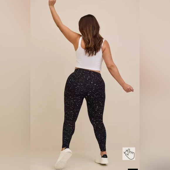 TORRID Outer Limits Black Full Length Premium Leggings! - Picture 3 of 12